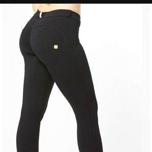 Livify black size large booty shaping pants